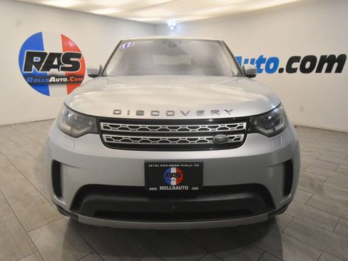 Used 2017 Land Rover Discovery HSE image 8