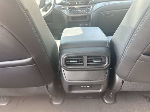 Used 2024 Honda Passport EX-L image 22
