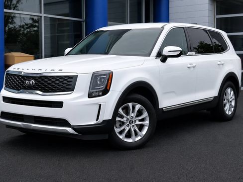 Used 2020 Kia Telluride LX FWD image 1