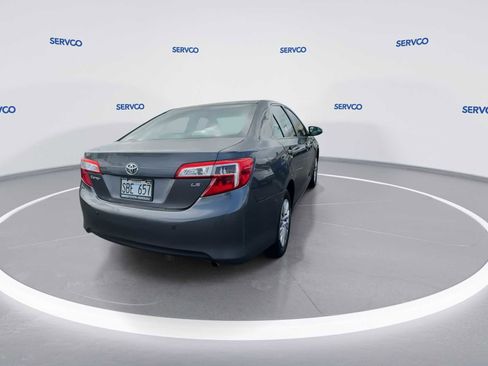 Used 2013 Toyota Camry L image 8