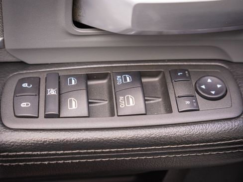 Used 2022 RAM 2500 Big Horn w/ Cold Weather Group image 14