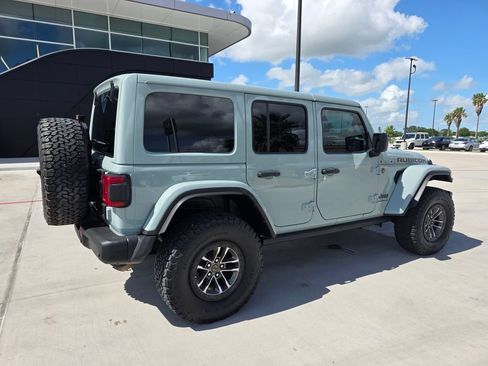 Used 2024 Jeep Wrangler Unlimited Rubicon 392 AWD/4WD image 7