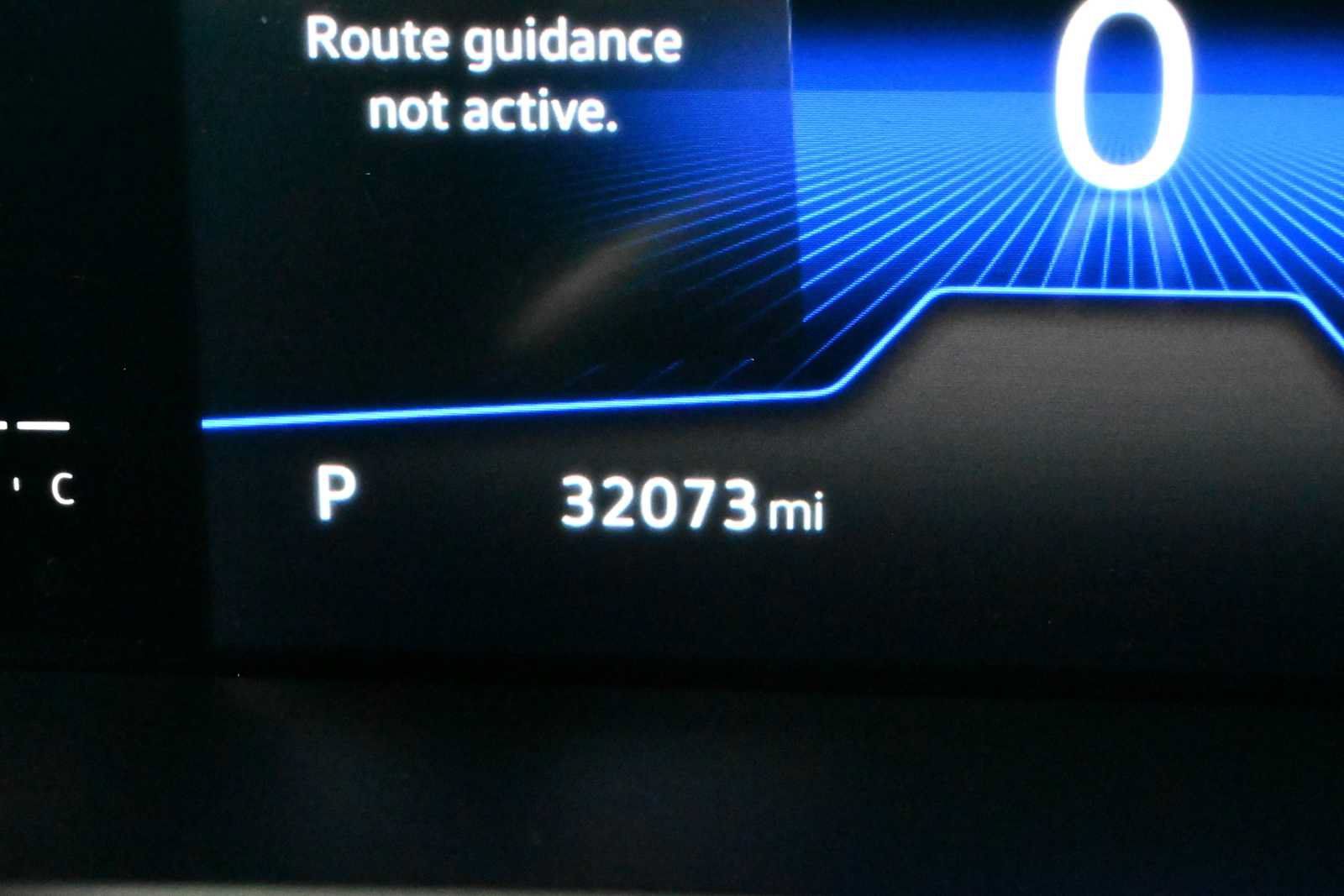 Certified 2023 Volkswagen Tiguan SE R-Line FWD image 23