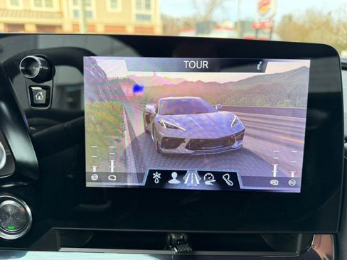 Used 2024 Chevrolet Corvette Stingray Preferred Conv w/ Z51 Performance Package image 24