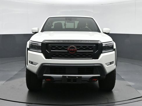 Used 2024 Nissan Frontier PRO-4X w/ Technology Package image 2