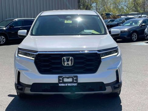Certified 2025 Honda Pilot EX-L image 2