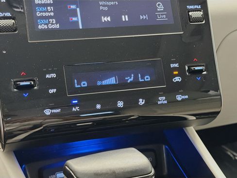 Used 2023 Hyundai Tucson SEL w/ Convenience Package FWD image 9