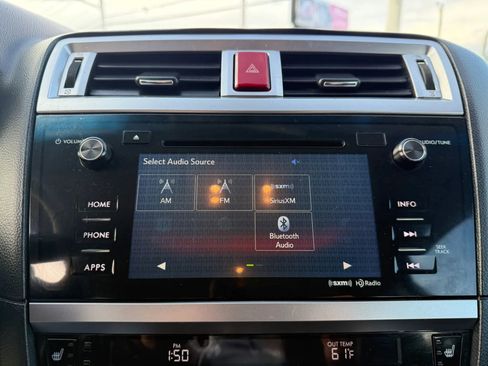 Used 2017 Subaru Legacy 2.5i Premium AWD/4WD image 19