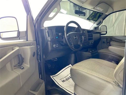 Used 2023 GMC Savana 2500 w/ Driver Convenience Package image 20