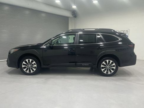 Certified 2025 Subaru Outback Limited XT AWD/4WD image 5