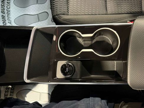 Used 2026 Chevrolet Equinox LT image 18