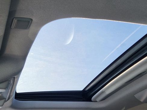 Used 2015 GMC Yukon Denali w/ Touring Package image 34