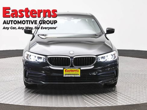 Used 2019 BMW 530i xDrive w/ Convenience Package AWD/4WD image 2