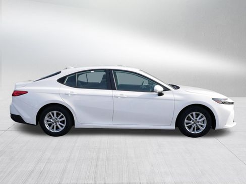 Certified 2025 Toyota Camry LE image 8