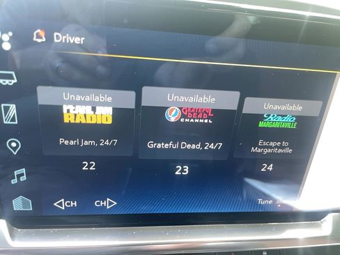 Used 2024 Chevrolet Silverado 3500 High Country w/ Technology Package image 36