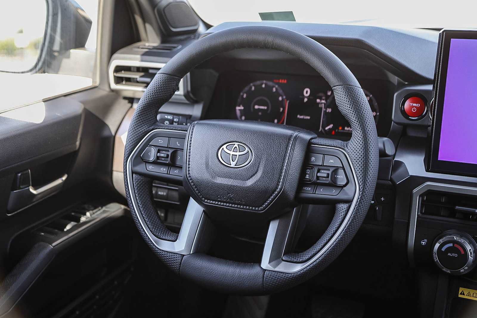 New 2026 Toyota Tacoma TRD Off-Road w/ TRD Off Road Upgrade Package AWD/4WD image 17