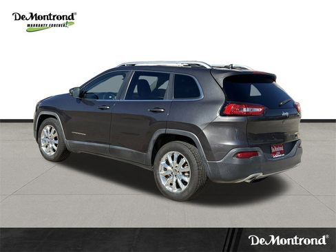 Used 2015 Jeep Cherokee Limited w/ Luxury Group image 7