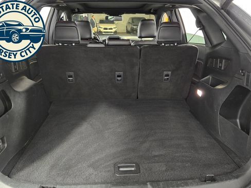 Used 2022 Ford Edge ST-Line AWD/4WD image 32