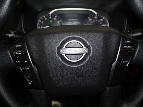 Used 2023 Nissan Frontier S AWD/4WD image 15