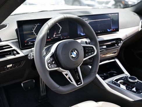 Used 2025 BMW 230i Coupe image 20