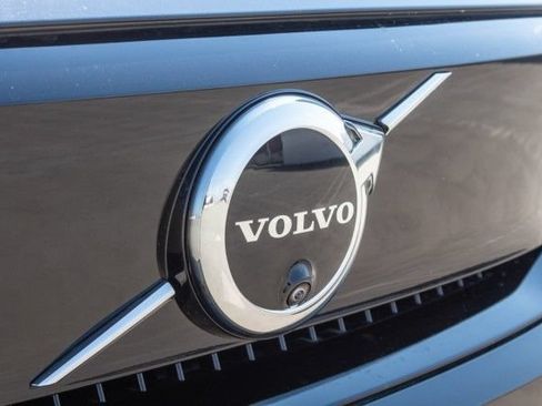 Used 2024 Volvo C40 P8 Recharge Plus w/ Climate Package AWD/4WD image 6