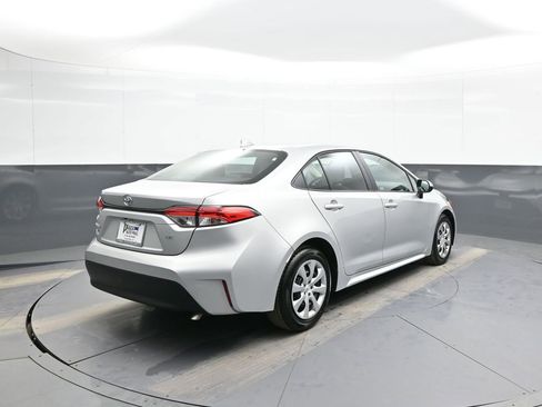 Certified 2025 Toyota Corolla LE image 6