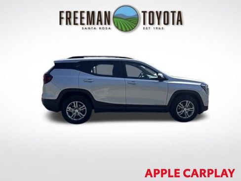 Used 2022 GMC Terrain SLE w/ Driver Convenience Package AWD/4WD image 4