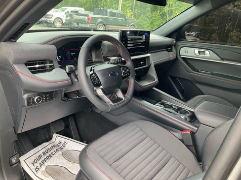 Certified 2026 Ford Explorer ST-Line RWD image 15