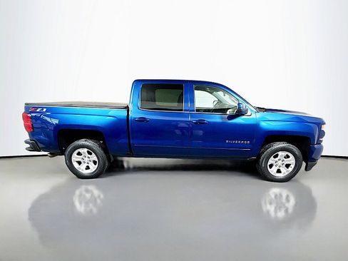 Used 2018 Chevrolet Silverado 1500 LT w/ All Star Edition image 8