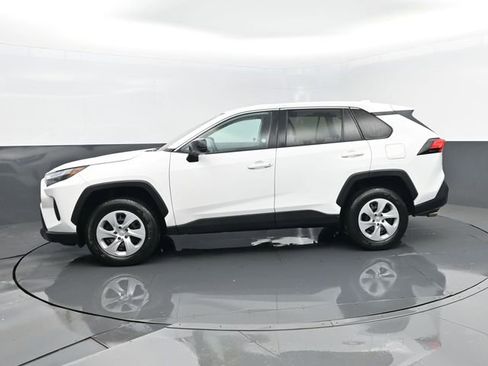 Used 2024 Toyota RAV4 LE image 5