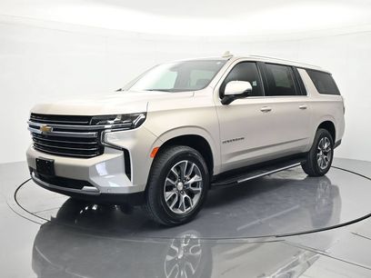 Used 2024 Chevrolet Suburban LT w/ LT Signature Plus Package