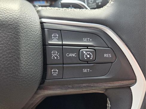 Certified 2024 Jeep Grand Cherokee Limited 4xe AWD/4WD image 33