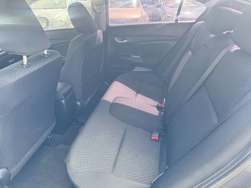 Used 2015 Honda Civic SE image 9