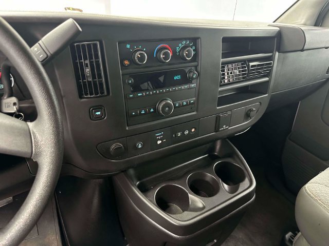Used 2018 Chevrolet Express 2500 LT w/ LT Preferred Equipment Group RWD image 46