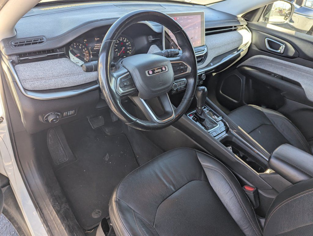 Used 2022 Jeep Compass Latitude AWD/4WD image 23