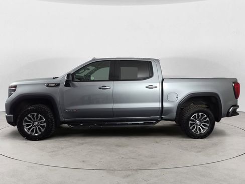 Used 2023 GMC Sierra 1500 AT4 w/ Technology Package AWD/4WD image 2
