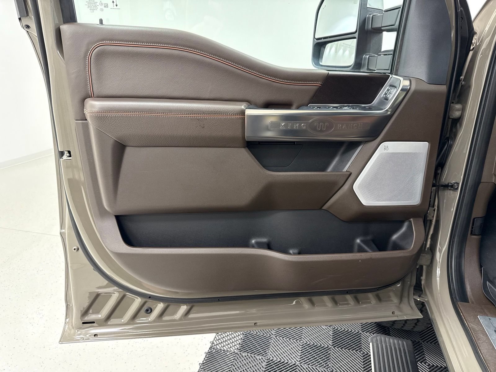 Used 2026 Ford F250 King Ranch w/ Chrome Package AWD/4WD image 13