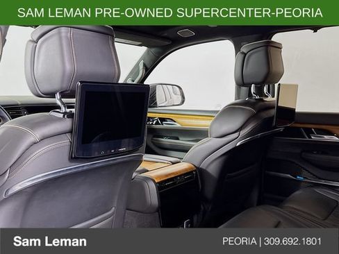 Used 2023 Jeep Grand Wagoneer L Series III w/ Rear Seat Video Group 1 AWD/4WD image 27