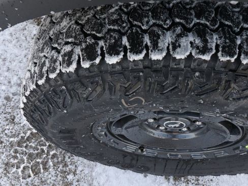 New 2025 Ford Bronco Badlands image 54