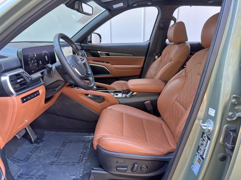 Used 2023 Kia Telluride SX X-Line image 16