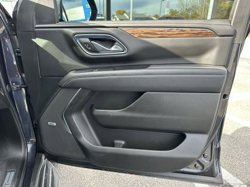 Used 2024 Chevrolet Tahoe Premier image 10