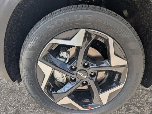 New 2026 Kia Seltos EX FWD image 16