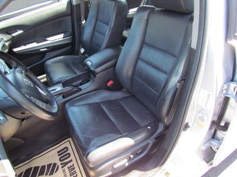 Used 2010 Honda Accord EX-L image 10