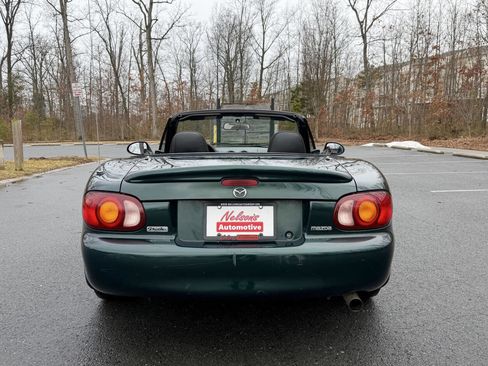 Used 1999 MAZDA MX-5 Miata 10th Anniversary Edition image 4