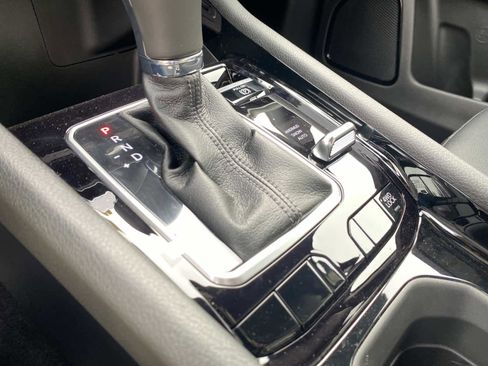 New 2026 Jeep Compass Limited image 15