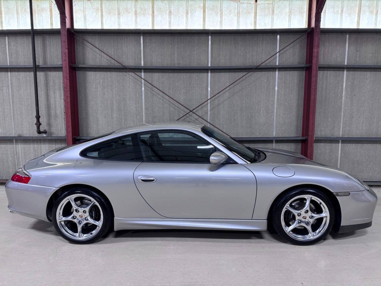 Used 2004 Porsche 911 40th Anniversary RWD image 14