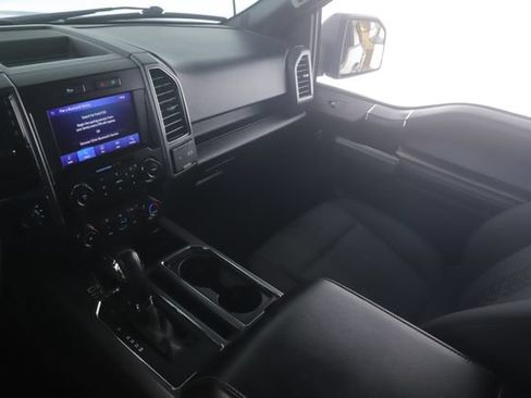 Used 2020 Ford F150 XLT w/ Equipment Group 302A Luxury AWD/4WD image 26