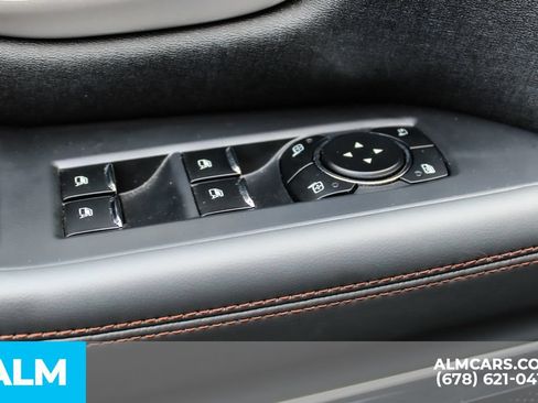 Used 2025 Ford Expedition Active AWD/4WD image 42