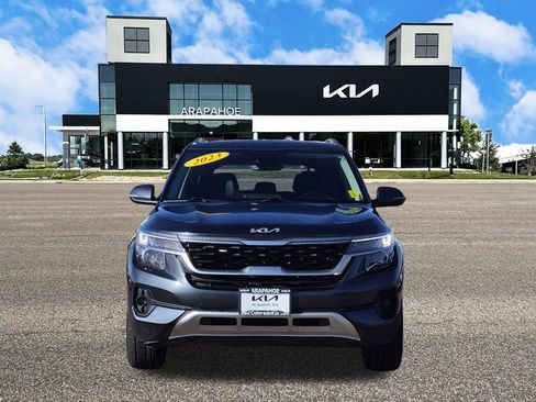 Used 2023 Kia Seltos S image 4