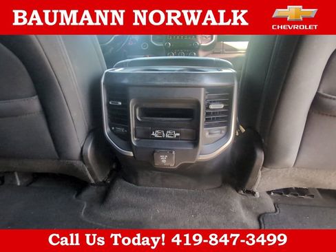 Used 2020 RAM 1500 Big Horn AWD/4WD image 23